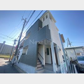 鴨居駅より徒歩4分 3階 築1年4ヶ月の賃貸物件