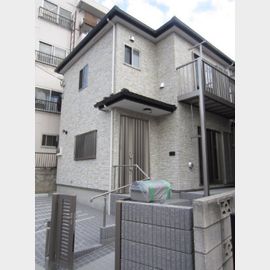 井土ヶ谷駅より徒歩9分 築12年4ヶ月 2階建の賃貸物件