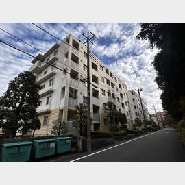 南大沢駅より徒歩6分 2階 築31年の賃貸物件