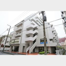 元町・中華街（山下公園）駅より徒歩3分 2階 築42年の賃貸物件