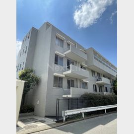 東戸塚駅より徒歩14分 4階 築36年2ヶ月の賃貸物件