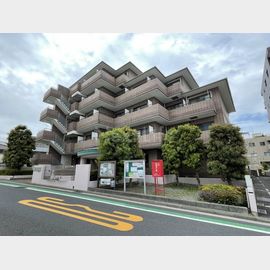 中山駅より徒歩10分 3階 築32年1ヶ月の賃貸物件