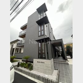 日吉本町駅より徒歩5分 1階 築1年7ヶ月の賃貸物件