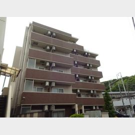 メゾン・ドゥ・ファミーユ 2階 築16年3ヶ月の賃貸物件