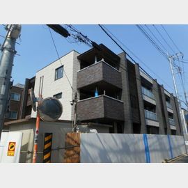 日吉駅より徒歩14分 3階 新築の賃貸物件