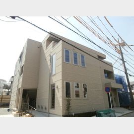 新横浜駅より徒歩6分 3階 築10年1ヶ月の賃貸物件