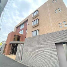 日吉本町駅より徒歩3分 3階 築23年1ヶ月の賃貸物件