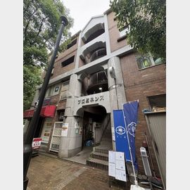 仲町台駅より徒歩1分 3階 築29年8ヶ月の賃貸物件
