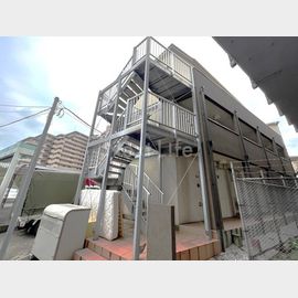 綱島駅より徒歩10分 1階 築10年1ヶ月の賃貸物件
