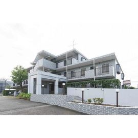 川和町駅より徒歩23分 3階 築31年9ヶ月の賃貸物件