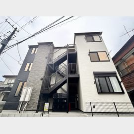 相武台前駅より徒歩5分 新築 3階建の賃貸物件