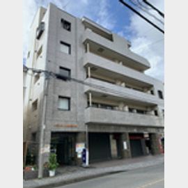 綱島駅より徒歩8分 3階 築30年4ヶ月の賃貸物件