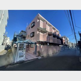 大倉山駅より徒歩12分 築37年7ヶ月 3階建の賃貸物件