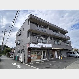 高尾駅よりバス10分 3階 築28年4ヶ月の賃貸物件
