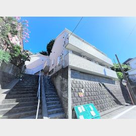 上大岡駅より徒歩10分 2階 築7年1ヶ月の賃貸物件