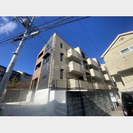 岸根公園駅より徒歩7分 3階 築1年8ヶ月の賃貸物件