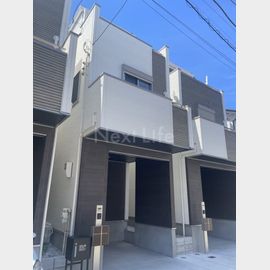 大口駅より徒歩9分 築3年8ヶ月 3階建の賃貸物件