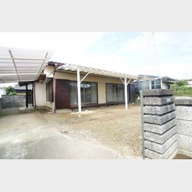 石岡駅より徒歩22分 1階 築49年の賃貸物件