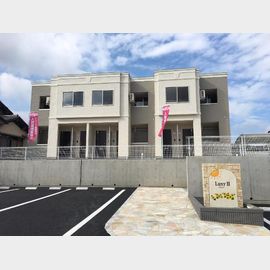 石岡駅より徒歩10分 1階 築8年10ヶ月の賃貸物件