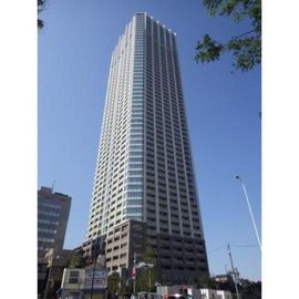 新宿三丁目駅より徒歩9分 築10年5ヶ月 55階建の賃貸物件