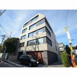 代々木上原駅より徒歩3分 築6年2ヶ月 5階建の賃貸物件