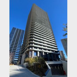 不動前駅より徒歩7分 築2年4ヶ月 32階建の賃貸物件