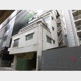 プラムアーク中目黒 5階 築49年の賃貸物件