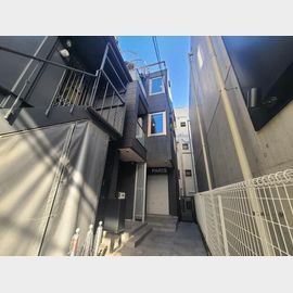 明治神宮前駅より徒歩5分 1階 築6年5ヶ月の賃貸物件