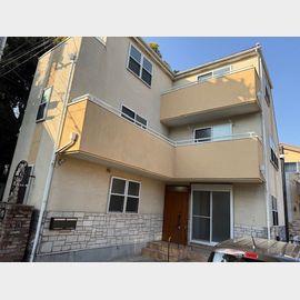 駒場東大前駅より徒歩5分 1階 築22年10ヶ月の賃貸物件