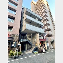 レイランドアザブ 8階 築42年5ヶ月の賃貸物件