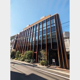 代官山駅より徒歩3分 築7年2ヶ月 4階建の賃貸物件