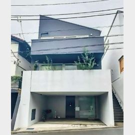 代官山駅より徒歩10分 築23年5ヶ月 3階建の賃貸物件