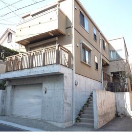 代々木上原駅より徒歩5分 築21年2ヶ月 2階建の賃貸物件