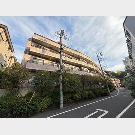 レジデンス代々木公園の賃貸物件