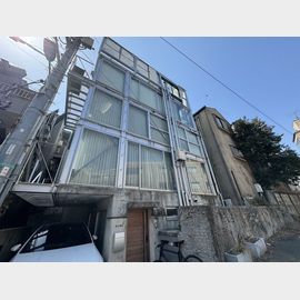 広尾駅より徒歩7分 地下1階 築25年8ヶ月の賃貸物件