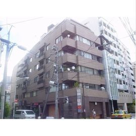 麻布十番駅より徒歩3分 築38年11ヶ月 9階建の賃貸物件