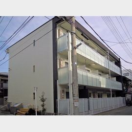 北千住駅より徒歩15分 築9年10ヶ月 3階建の賃貸物件