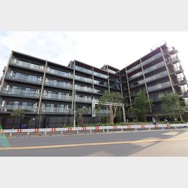 赤羽岩淵駅より徒歩8分 築1年8ヶ月 7階建の賃貸物件