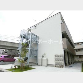 アトランティス 2階 築7年4ヶ月の賃貸物件