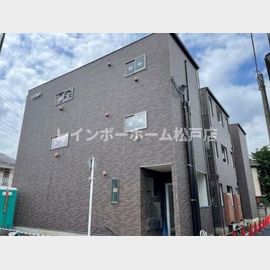 谷塚駅より徒歩9分 3階 築3年6ヶ月の賃貸物件