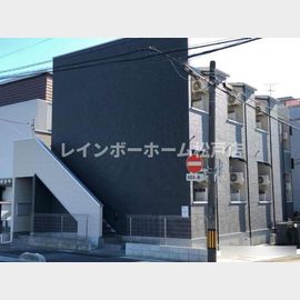 越谷駅より徒歩13分 築8年6ヶ月 2階建の賃貸物件