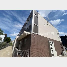 流山おおたかの森駅より徒歩18分 築6年3ヶ月 2階建の賃貸物件
