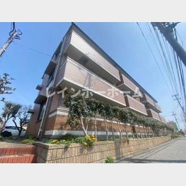 流山おおたかの森駅より徒歩5分 築17年4ヶ月 3階建の賃貸物件