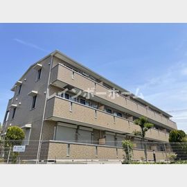 新鎌ヶ谷駅より徒歩9分 築17年7ヶ月 3階建の賃貸物件