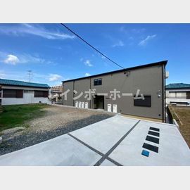 六実駅より徒歩3分 築1年3ヶ月 2階建の賃貸物件