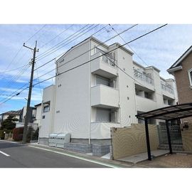 柏駅より徒歩11分 2階 築2年9ヶ月の賃貸物件