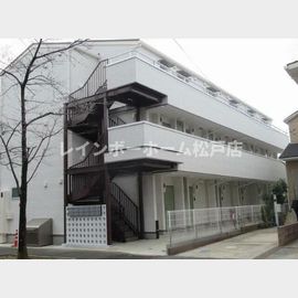 五香駅より徒歩4分 2階 築2年8ヶ月の賃貸物件
