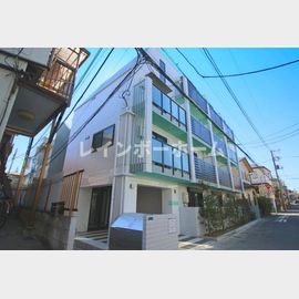 新浦安駅より徒歩20分 築5年9ヶ月 4階建の賃貸物件