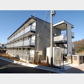 高根公団駅より徒歩26分 築16年11ヶ月 3階建の賃貸物件