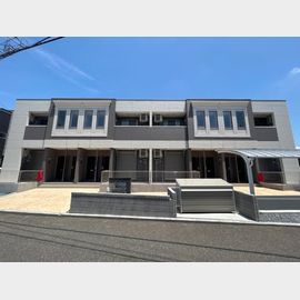 ロイヤルI 1階 築2年10ヶ月の賃貸物件